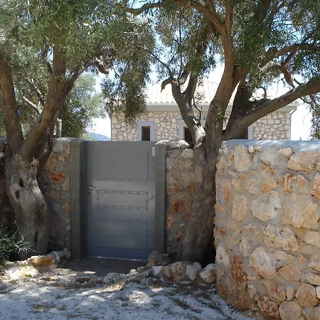Agrepavlis Junior Villa